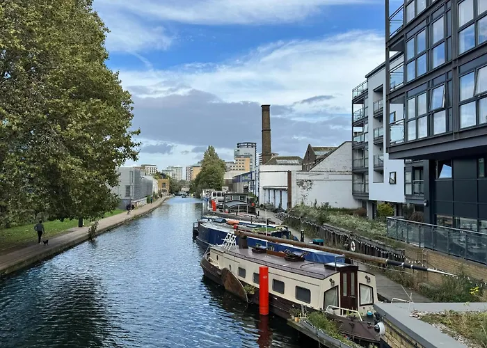 Funky Ensuite Loft Close To Angel & Shoreditch